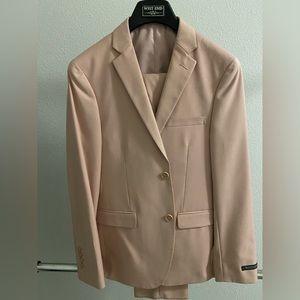 NWT Pink West End Mens Suit with Vest Size 36S 30W